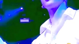 ℹ️ when jungkook watch Lisa tach dance #btsarmy