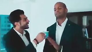 ESA bhe HOTA hai