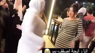 انا رايحه اصف بس#???? #تابعني #شروق #صاحبة_العروسة