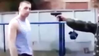 TRAINED PROFESSIONAL DO NOT ATTEMPT تدريب المحترفين لا تحاول