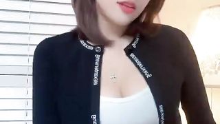 cute girl dance