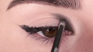 Smokey Eye Makeup Tutorial