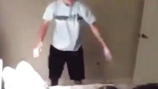 Milk smack cam