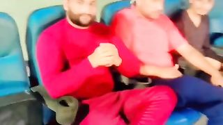 Enjoy with farind qatar kricet