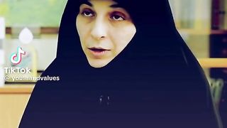 الله سبحانه وتعالى بيقول