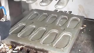 مصنع الاحذية البلاستيكية