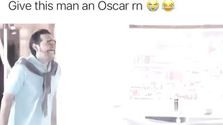 Give thes man an Oscar ????????????
