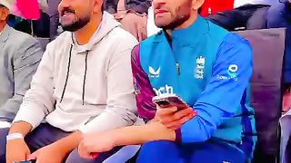 ISLAMABAD UNITED AND MULTAN SULTAN TEAMS ARE FIGHTING FOR VICTORY AT RAWALPINDI CRICKET STADIUM