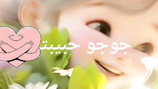 قطه وعاملة مشاكل
