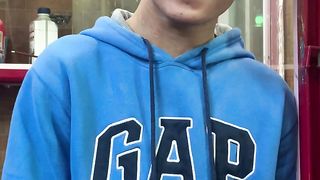 بتصالحنى حبه