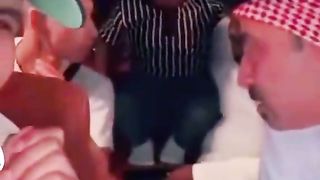 ههههه شوف سلف صحبو كام