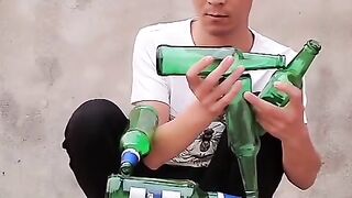 Man juggling bottles - Rare feat