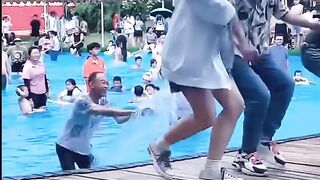 보는사람은 꿀잼 노는 사람은 죽을맛