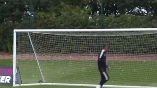 Mikel Arteta tests my touch... ????⚽
