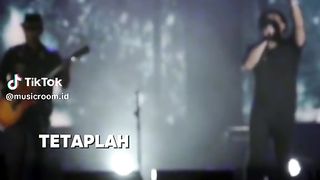 Kasih Tak Sampai - Padi (Live Konser)