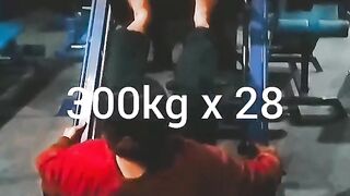 300 leg press for 28 raps