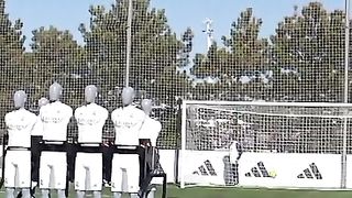 how to play a free kick