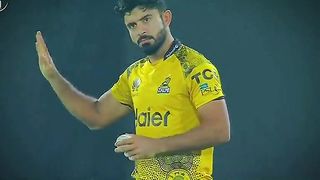 Thrilling last over Karachi Kings vs Peshawar zalmi match