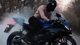 Coldness is the absence of love, not the opposite of love''#yamaha #yamahar7 #motor
