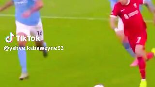 Luis Diaz vs Walker and Rodri