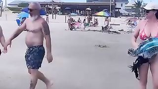Funny ???? walking