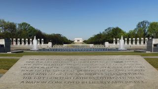 Honoring Heroes: Exploring the World War 2 Memorial in the USA