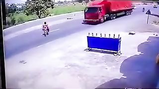 جسے میرے اللہ نہ چاہے اسے کوئی مار نہیں سکتا