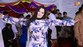 MAIN BEWAFA _ MEHAK MALIK _ New Punjabi Saraiki Dance Performance