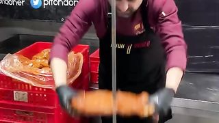 Sizce burda kaç kilo tavuk vardır?