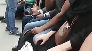 موهبه جميله جداااا فى المترو