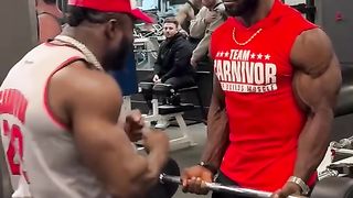 Another crazy biceps day. focus on the right muscle when you're working if you want to make it grow