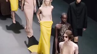 Unboxing spring Summer 2024 ready to Wear Runway magazine????????