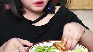 mukbang chicken feet with spicy sauce #mukbang