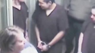 A smart and strange way for the prisoner to escape before he enters the court