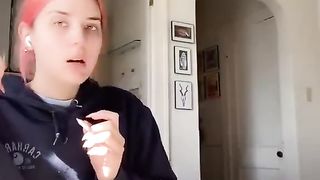 Cat???????? enjoy watching????
