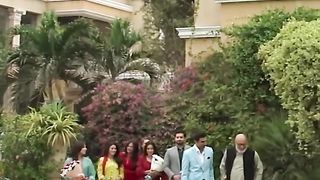 Larka Dekh Liya Toh Shadi Ki Baat Kar Lete Hain #shiddat #shorts.