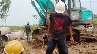 Proyek jembatan pandansimo