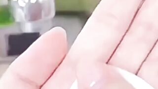 منتجات للبشرة وجسم والشعر للنساء فرد الشعر