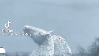 حصان مرعب