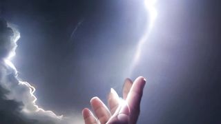 Lightning live wallpaper 4k