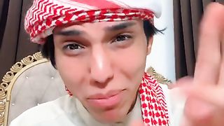 بارق والبنت الصغيرة هههههه