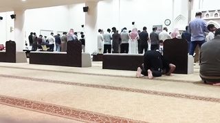 آسانی سے اور ٹھہر ٹھہر کر پڑھو ، یہی قرآن کا حق ہے۔