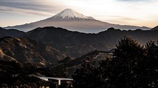 Template Video Mount fuji, Morning, Road -adalinetv
