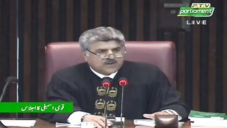 Latif Khosa VS Speaker - Fight Gone Aggresive - Sardar Latif Khosa Angry on Speaker