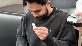 Eating alone VS eating with ur girl