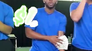 World’s Best Tag Player vs 10 People