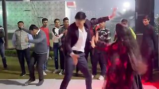 Chitte_suit_te_daag_pe_gaye___punjabi_song___dance_performance___Tarun_