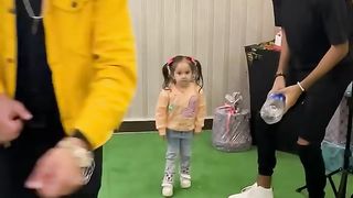 يخربيت الغباااااء يا بسنت ????????????.