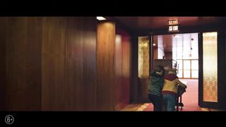 Девушка в Окне - Русский трейлер