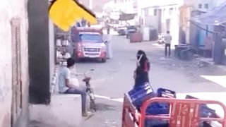 أغرب ما ستراه ! فيديو للتوعية